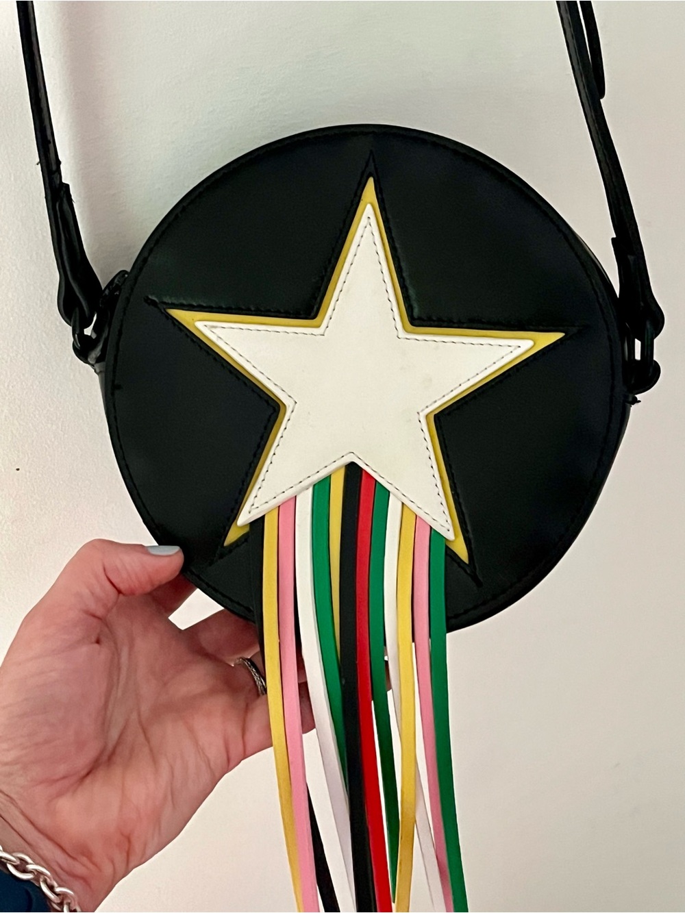 Stella McCartney Kids Shooting Star Rainbow Fringe Round Crossbody Bag - Black